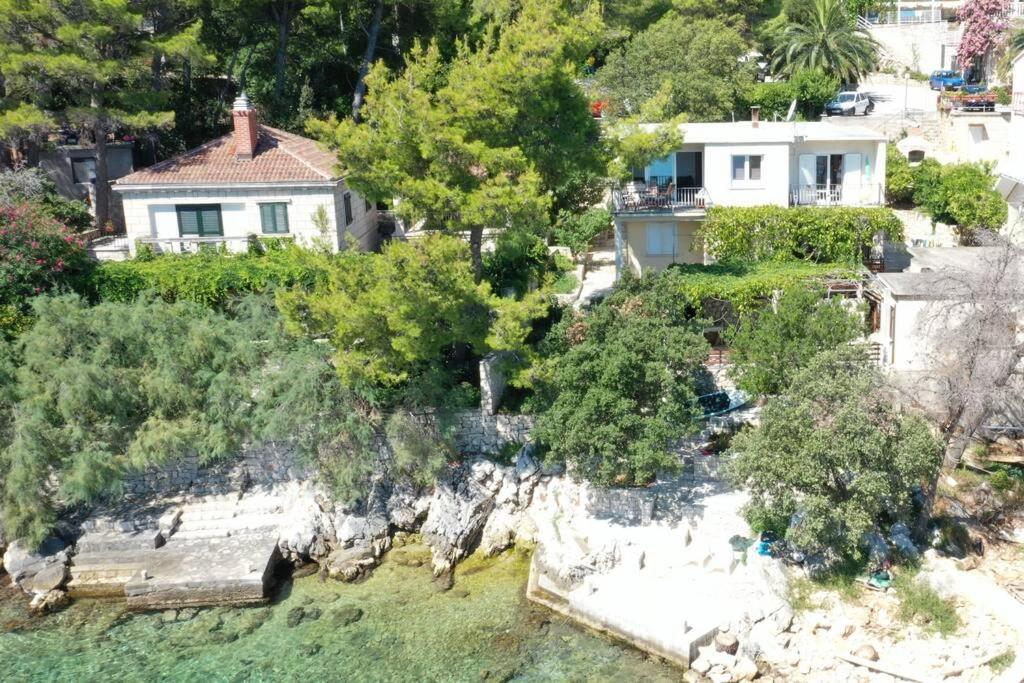 Mljet 2 You - Seafront Apartment 2+2 Sobra Kültér fotó